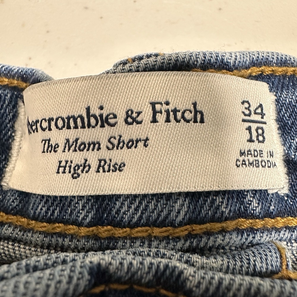 Abercrombie & Fitch The Mom Short High Rise Blue Denim 34/18 NWT Retail $59 - Picture 3 of 12